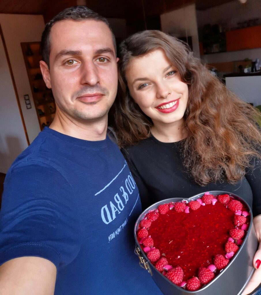 laska ide cez zaludok klaudia a lukas
